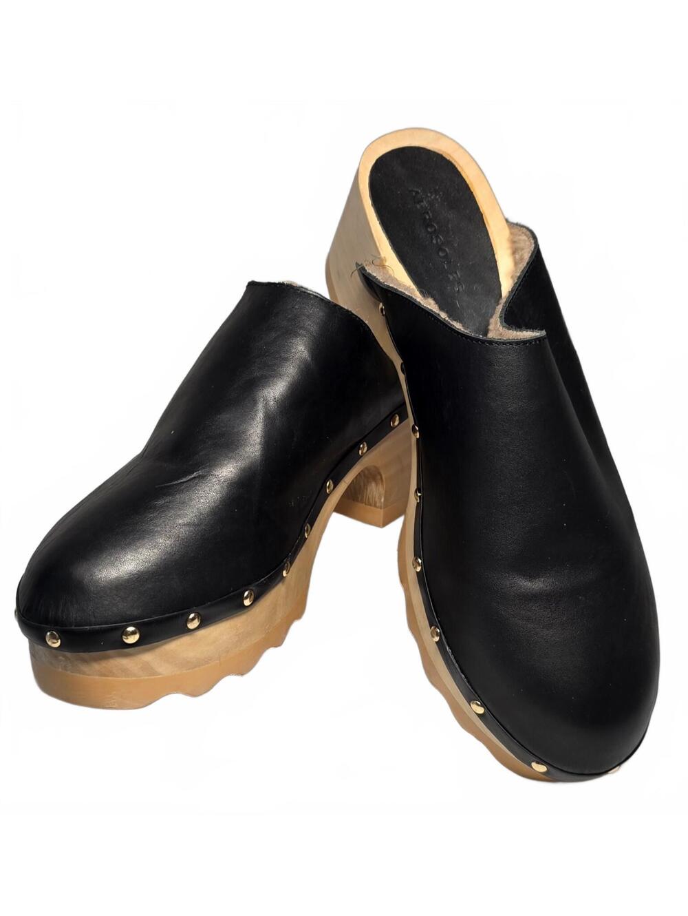 Aerosoles Size 9.5M Black Faux Leather Wooden Studded Clogs with Fur Lining